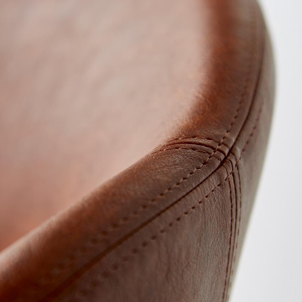 ILIV introduces 15 new colours to its luxury Saddle upholstery collection.