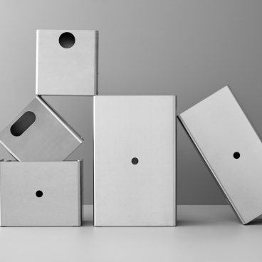 Modern stainless steel sanitary ware displayed in a minimalist design, showcasing d line's focus on form and function.