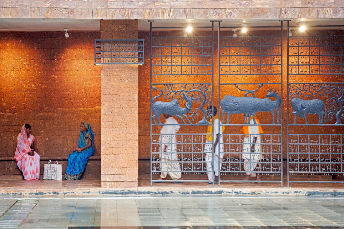 Surface Design Awards Public Building-Krushi Bhawan