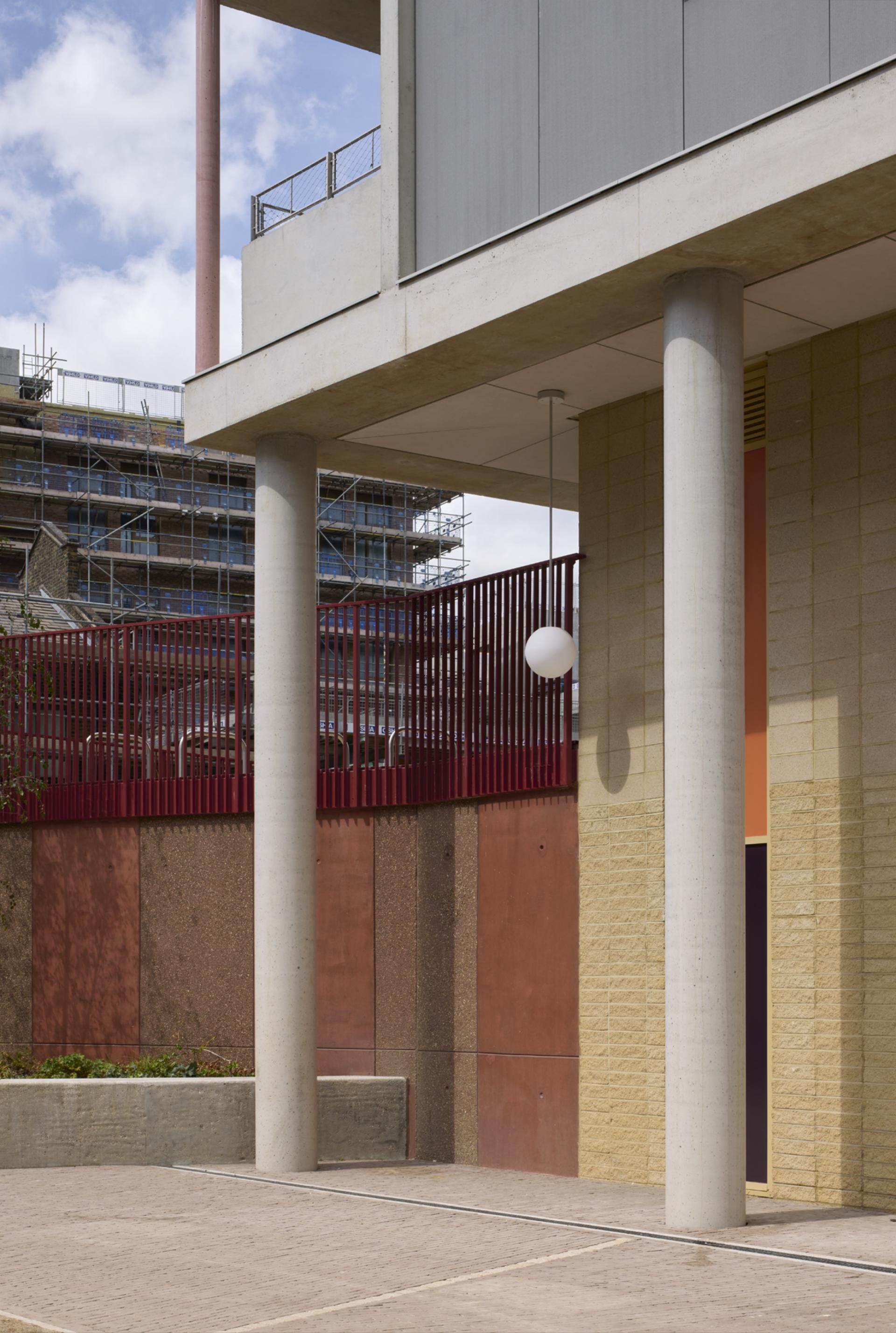 Bridge House by Studioshaw: An eight-storey, 6,250 sqm mixed-use development at the heart of Hackney Wick.