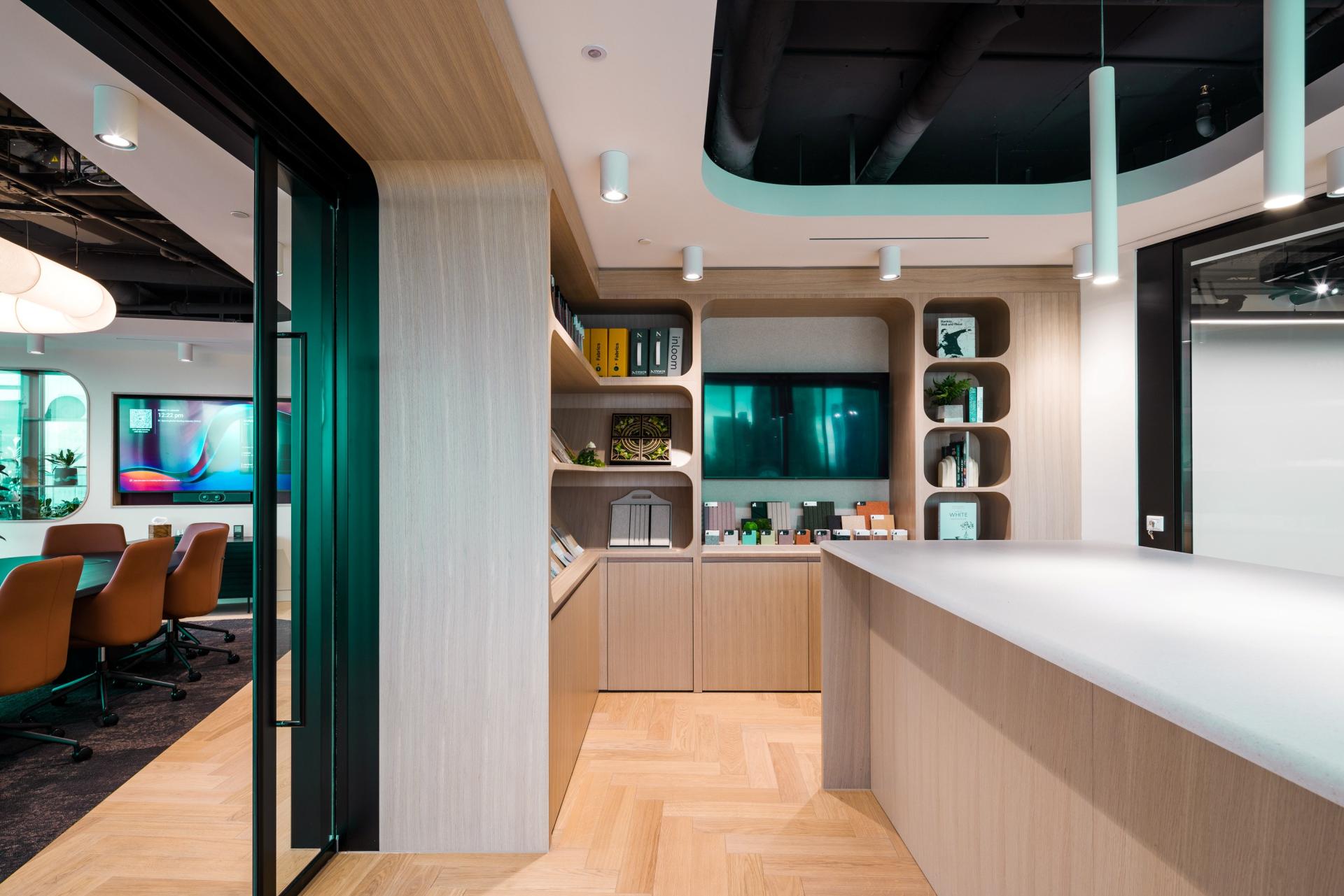 Collaboration between SpaceInvader and Overbury culminates in deeply detailed Manchester workspace.