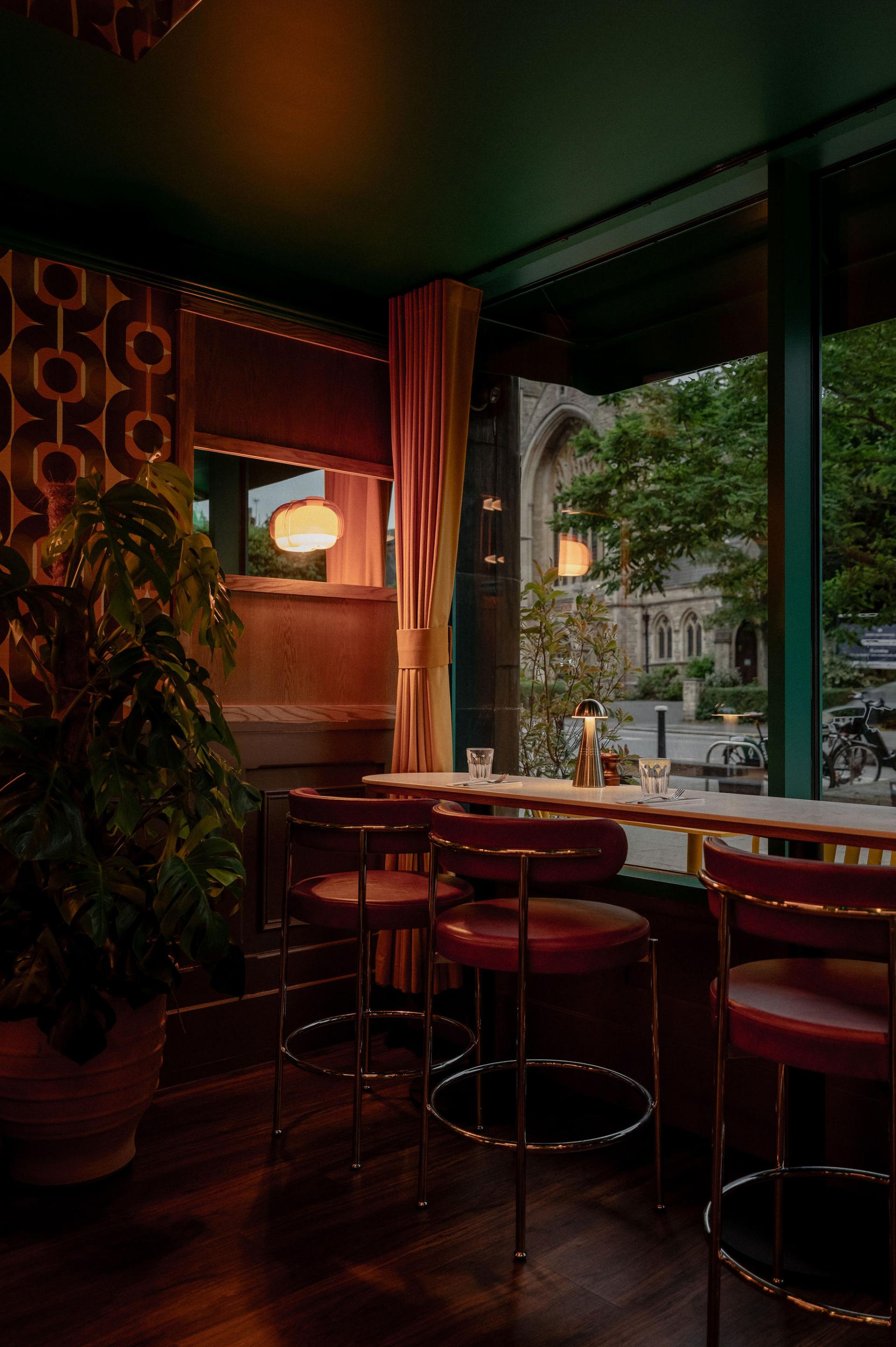 Faber-designed Rossella restaurant in London's Muswell Hill features sumptuous velvets from Agua.
