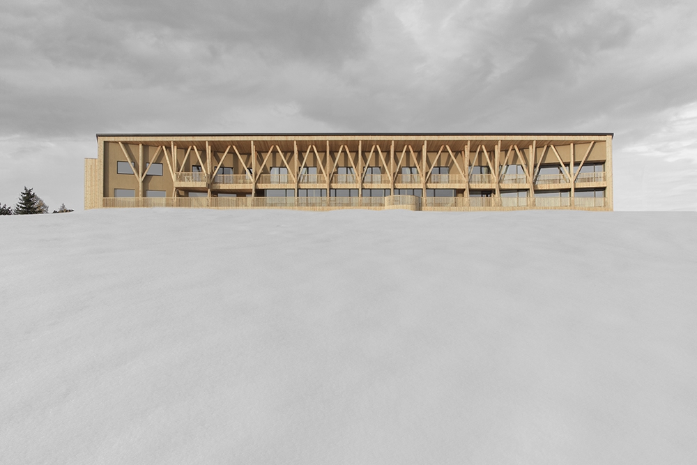 Exterior views ©Gustav Willeit