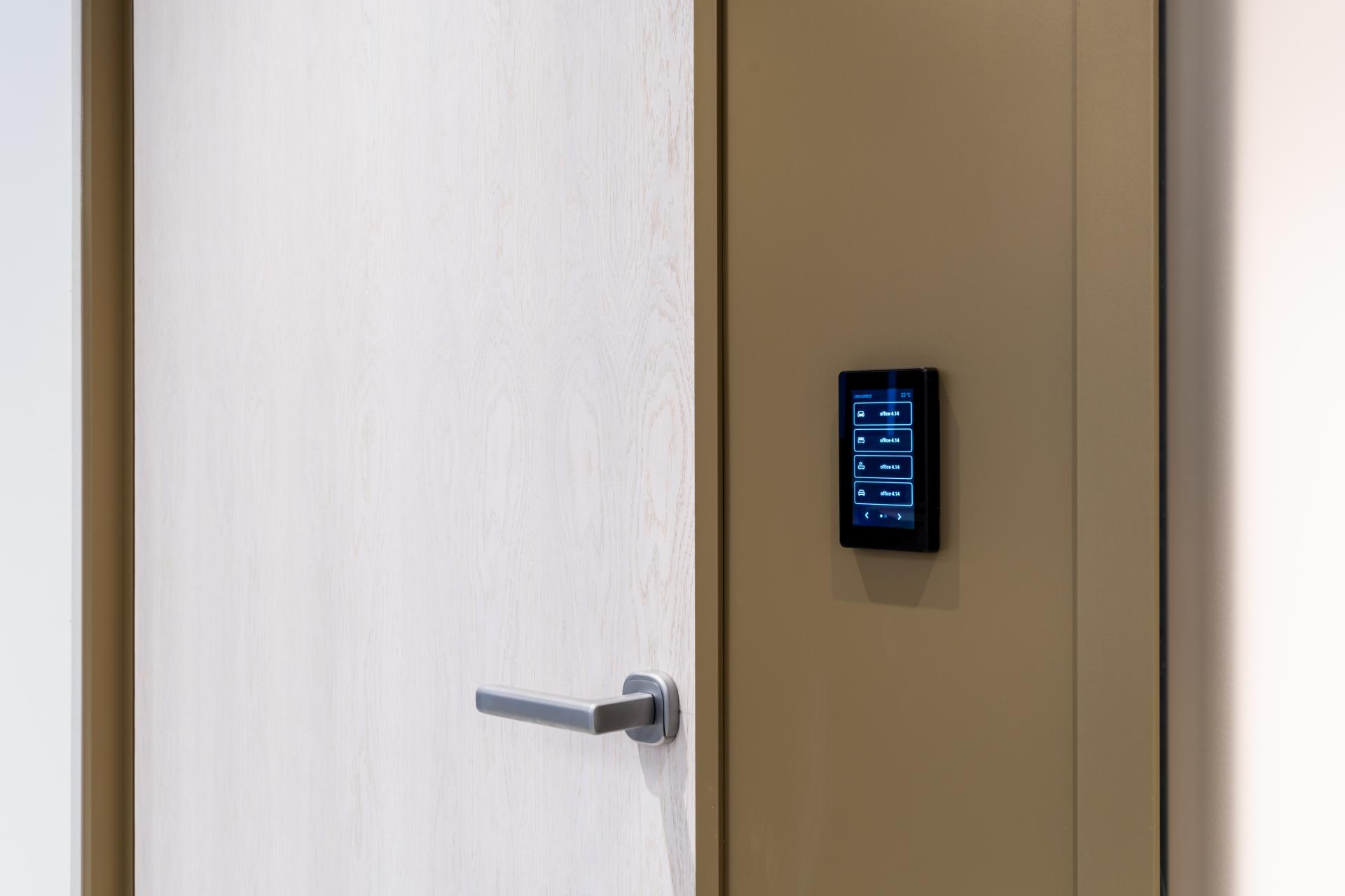 Exceptional experience: Basha Franklin crafts scheme for Myo with tailored glazed partition package from Radii.