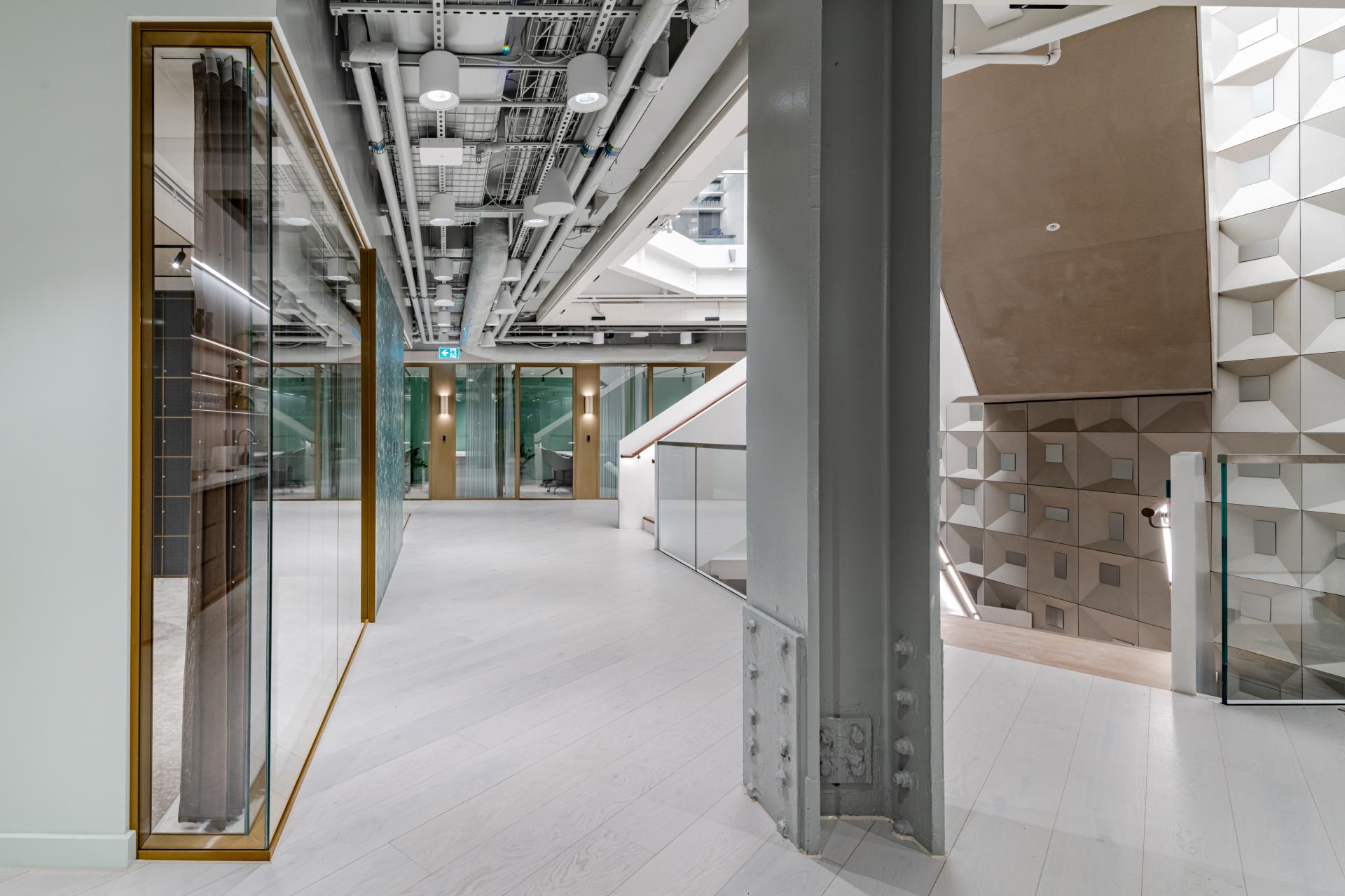 Exceptional experience: Basha Franklin crafts scheme for Myo with tailored glazed partition package from Radii.