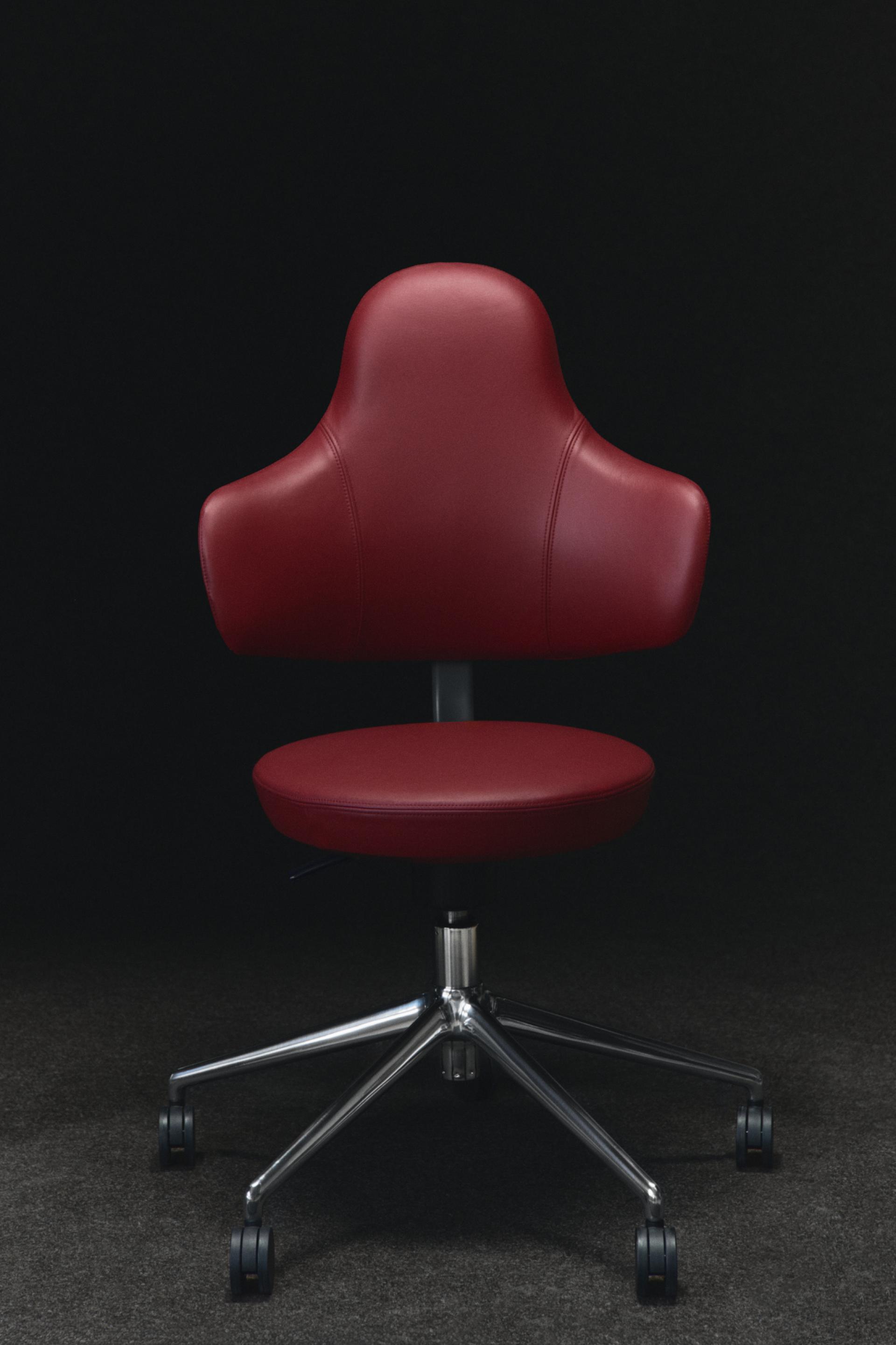 We spend 8 years of our lives in an office chair. Savo urges you to ensure it’s a quality one.