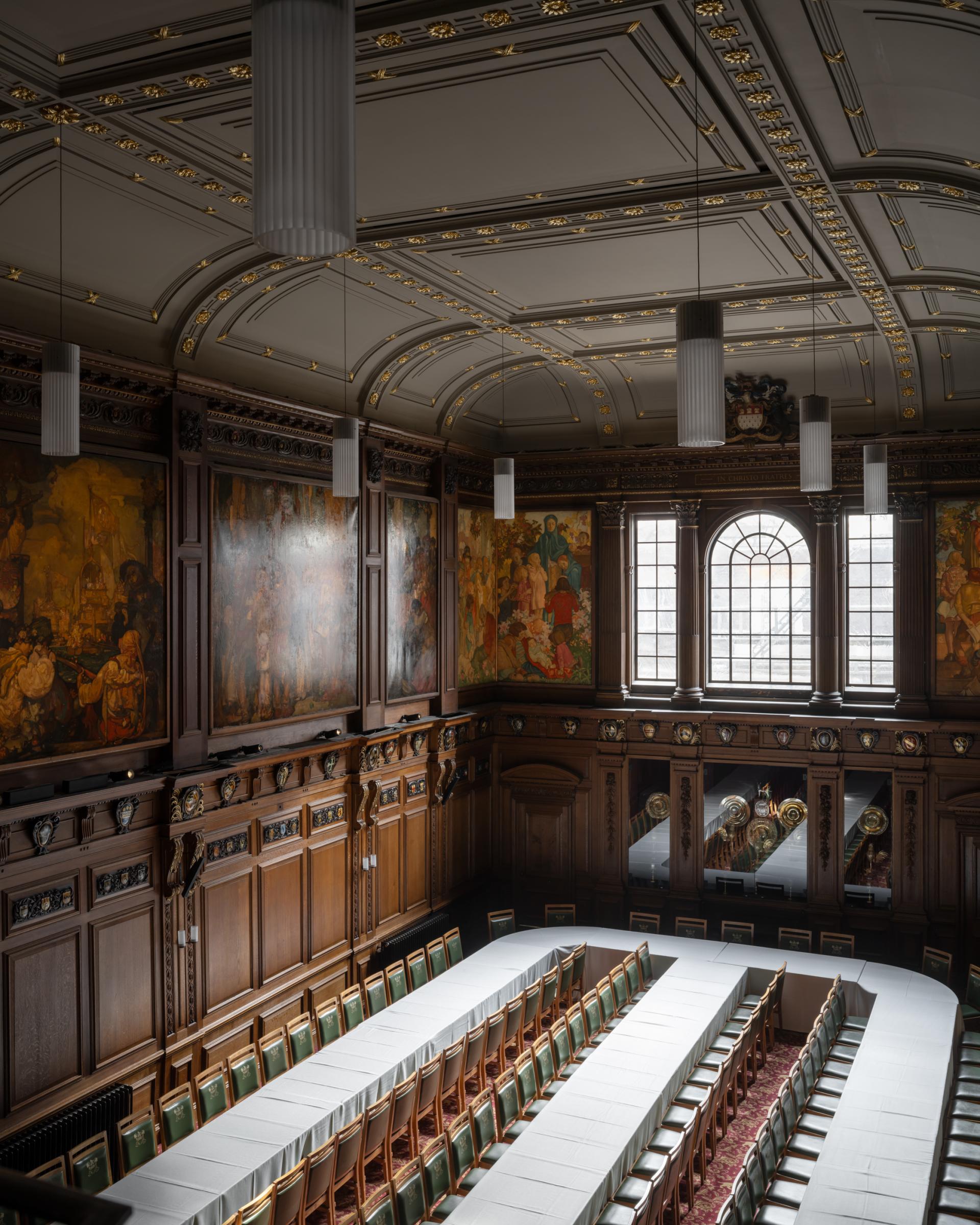 Carter Owers Studio reimagines the interiors of Skinners' Hall as 8½ London. 