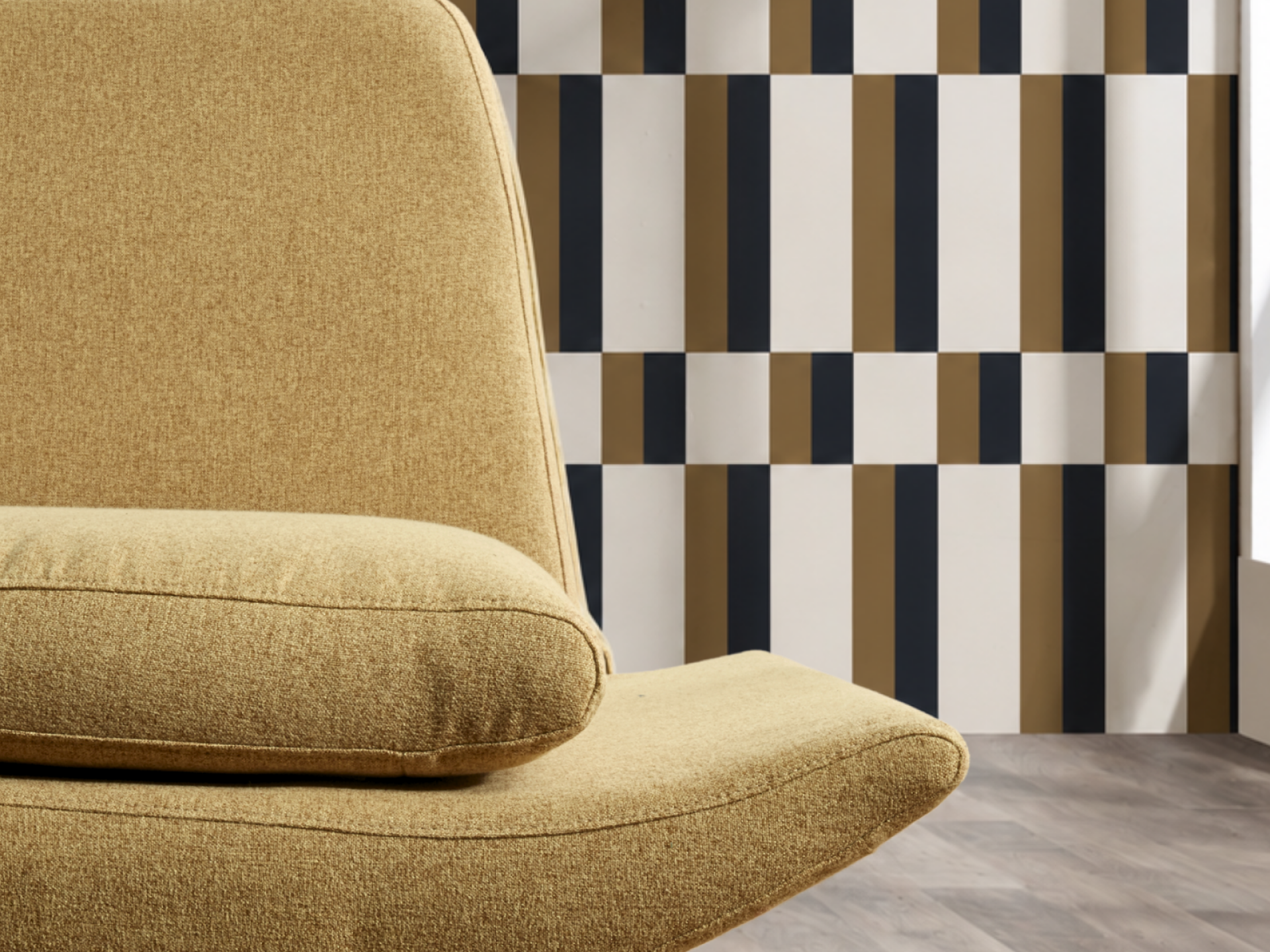 Designing with light: Why light control deserves more attention in hospitality interiors.