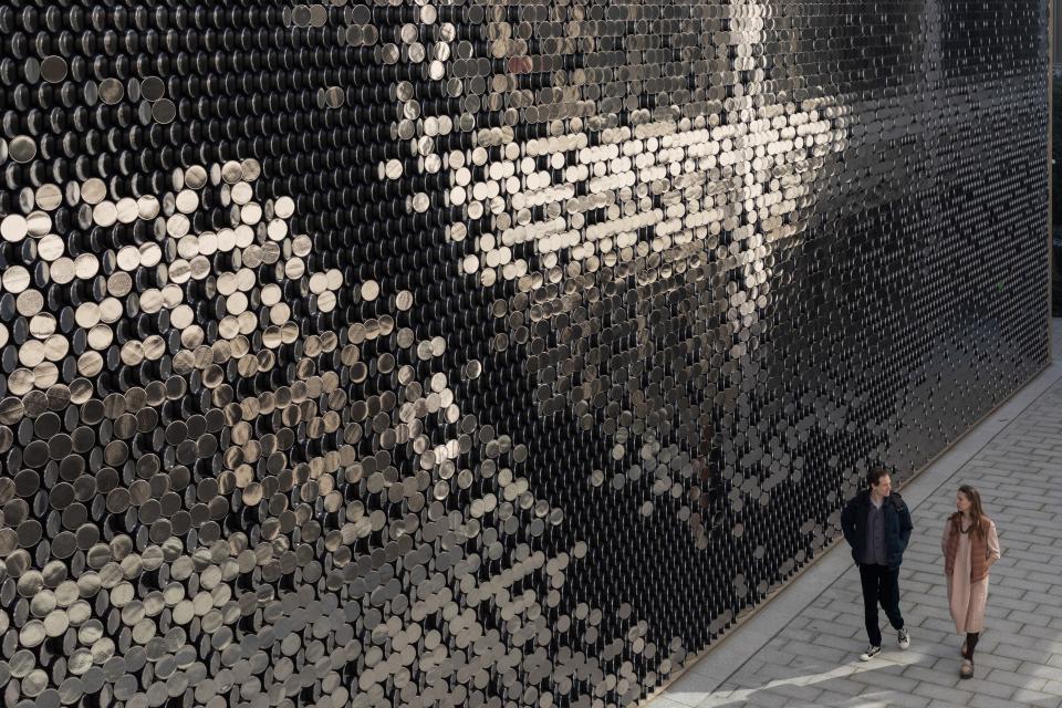 Giles Miller Studio's L’Envol is a multisensory encounter near the Champs-Élysées in Paris.