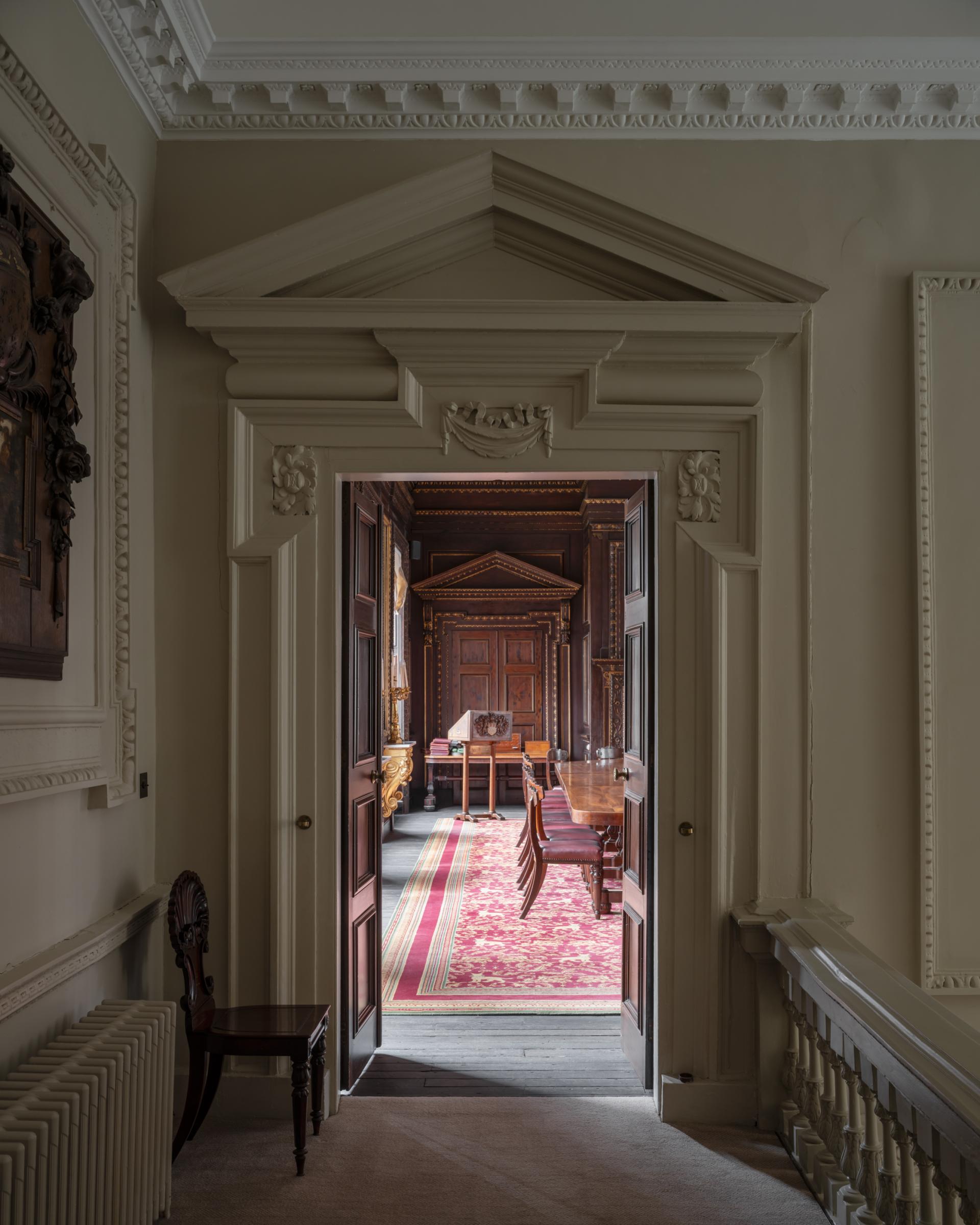 Carter Owers Studio reimagines the interiors of Skinners' Hall as 8½ London. 