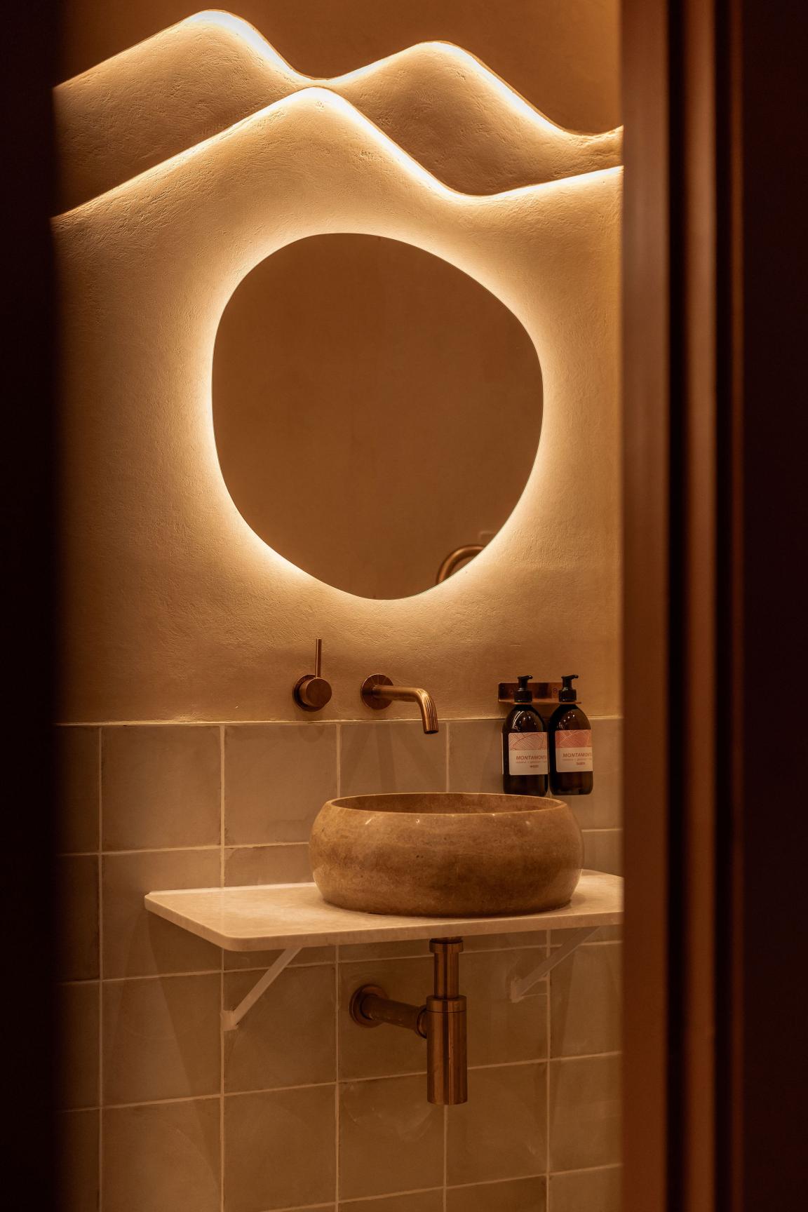 DLSM Studio transforms Qima Café’s second location in the heart of London's Covent Garden.