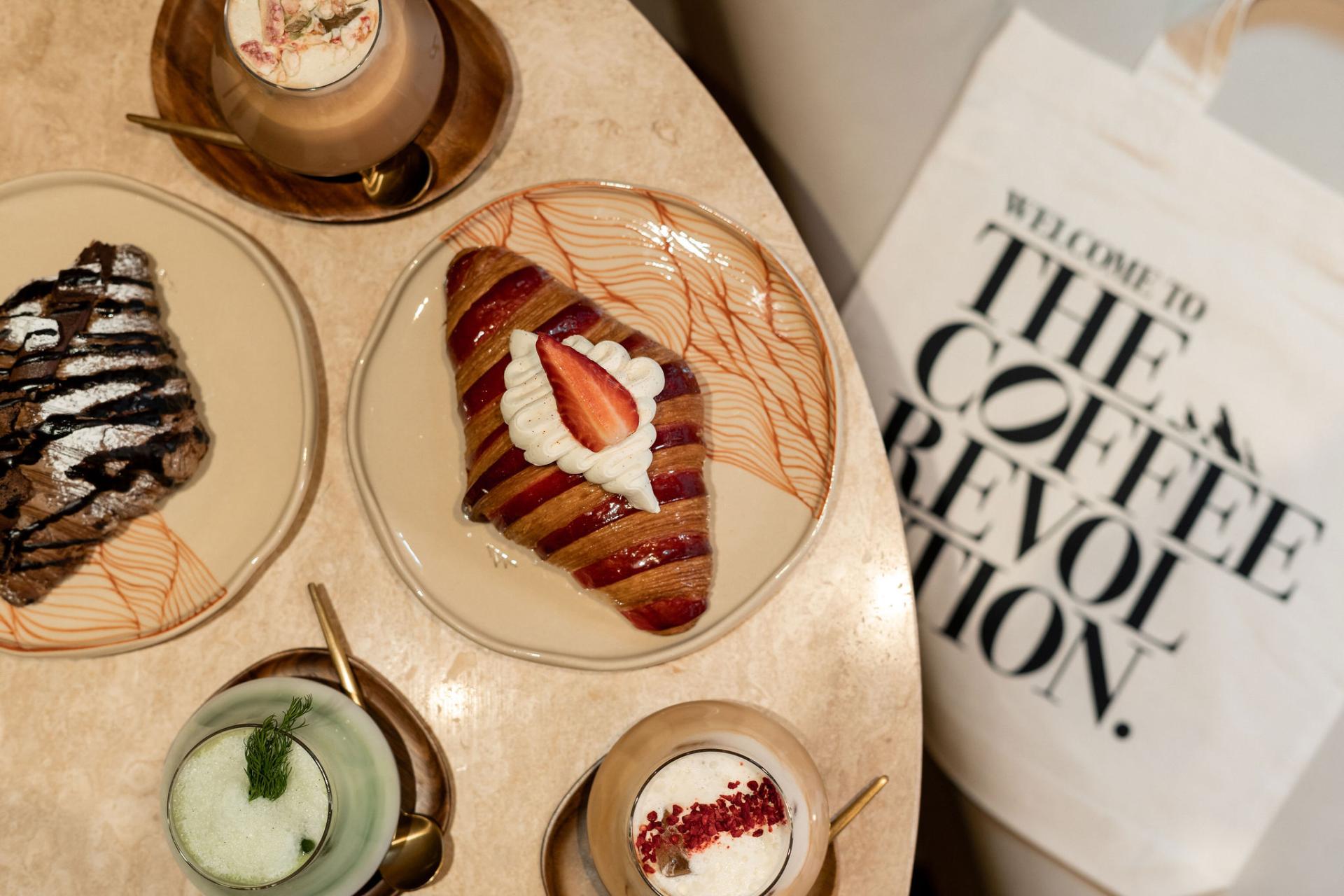 DLSM Studio transforms Qima Café’s second location in the heart of London's Covent Garden.