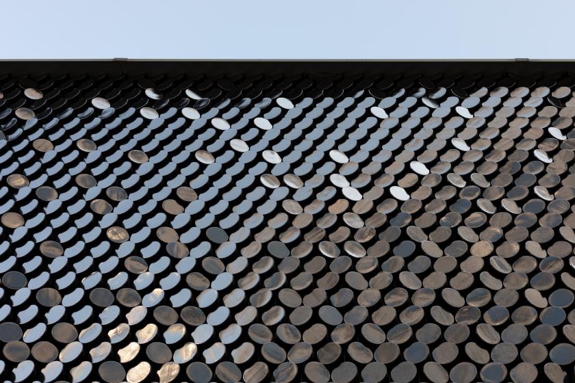 Giles Miller Studio's L’Envol is a multisensory encounter near the Champs-Élysées in Paris.