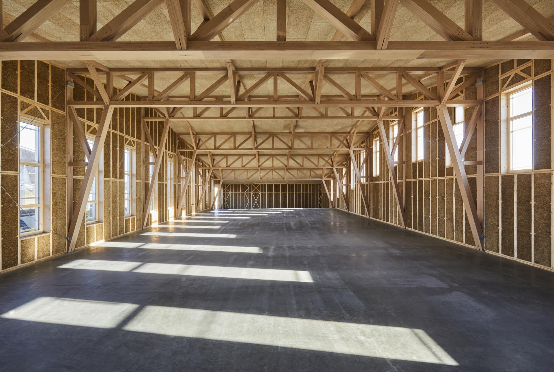 Carbon-12: EcoCocon, straw panel construction. 