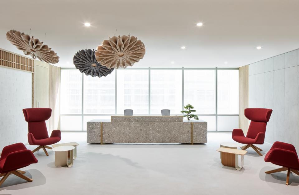 Modern reception area of Takeda's Dubai HQ featuring a unique blend of Japanese design and Emirati craftsmanship.