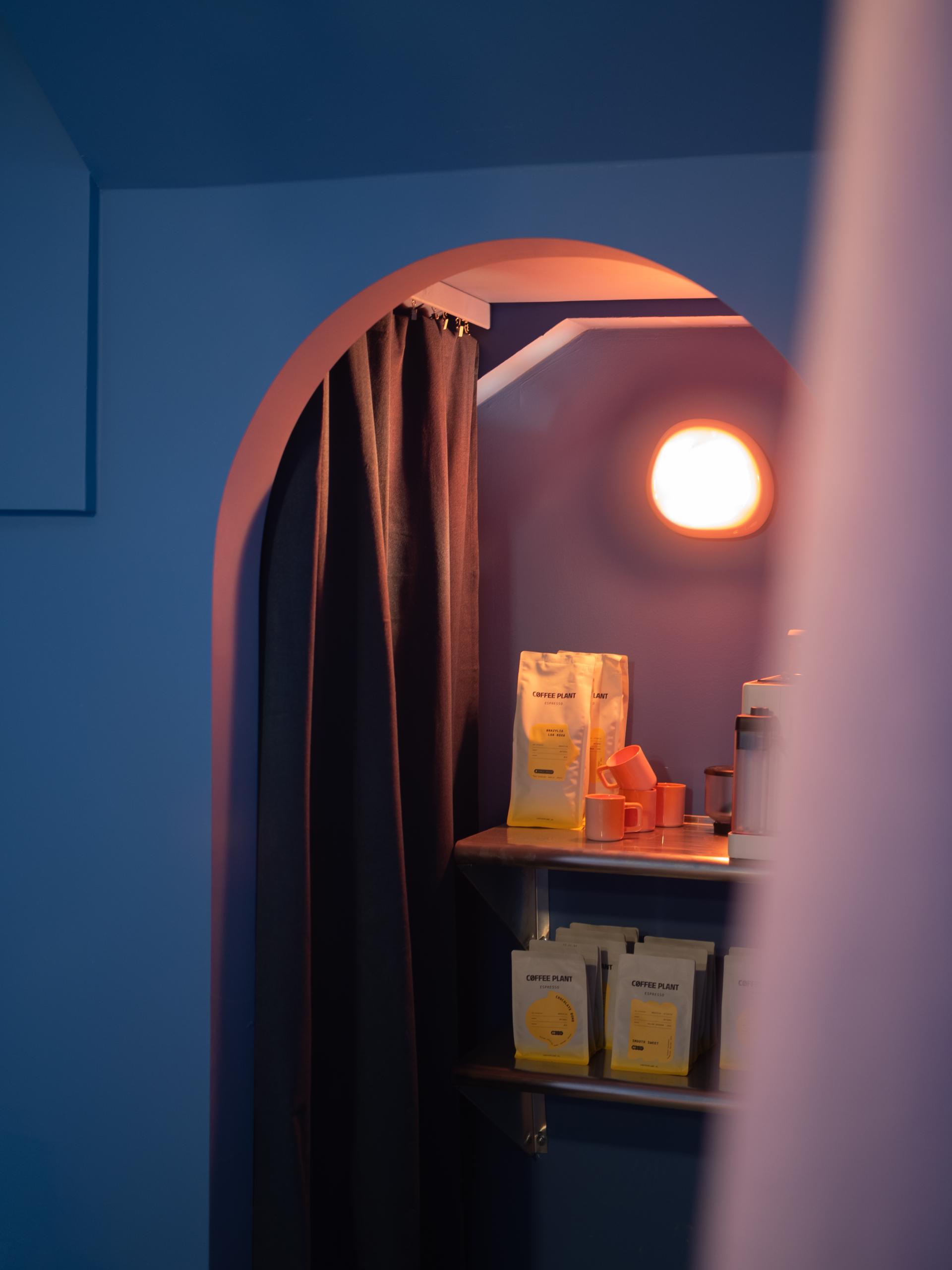 Candy colour and curves for Nodi ceramics studio & workshop by Franz Brannaschk.