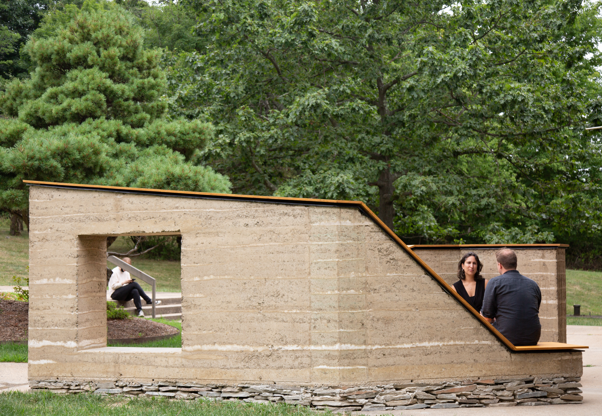 Lola Ben-Alon, assistant professor, Columbia University & director, Natural Materials Lab.