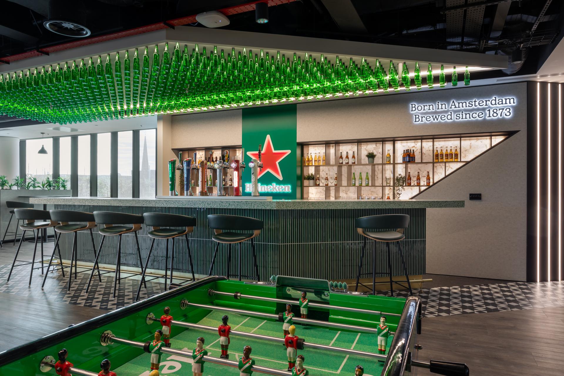 Benholm supports Claremont in bringing warmth, texture and vitality to HEINEKEN UK Edinburgh & London.
