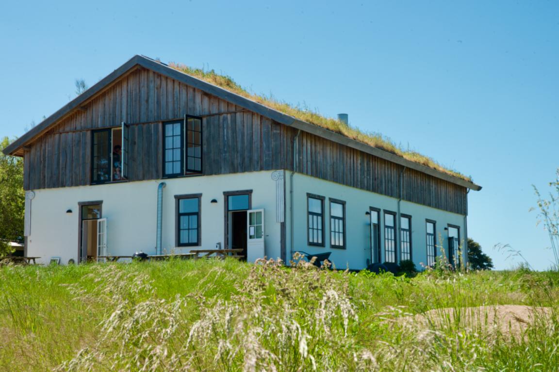Carbon-12: EcoCocon, straw panel construction.