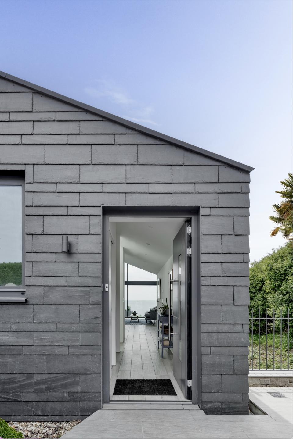 CUPACLAD® 101 Random supports coastal inspired project by AR Design Studio.