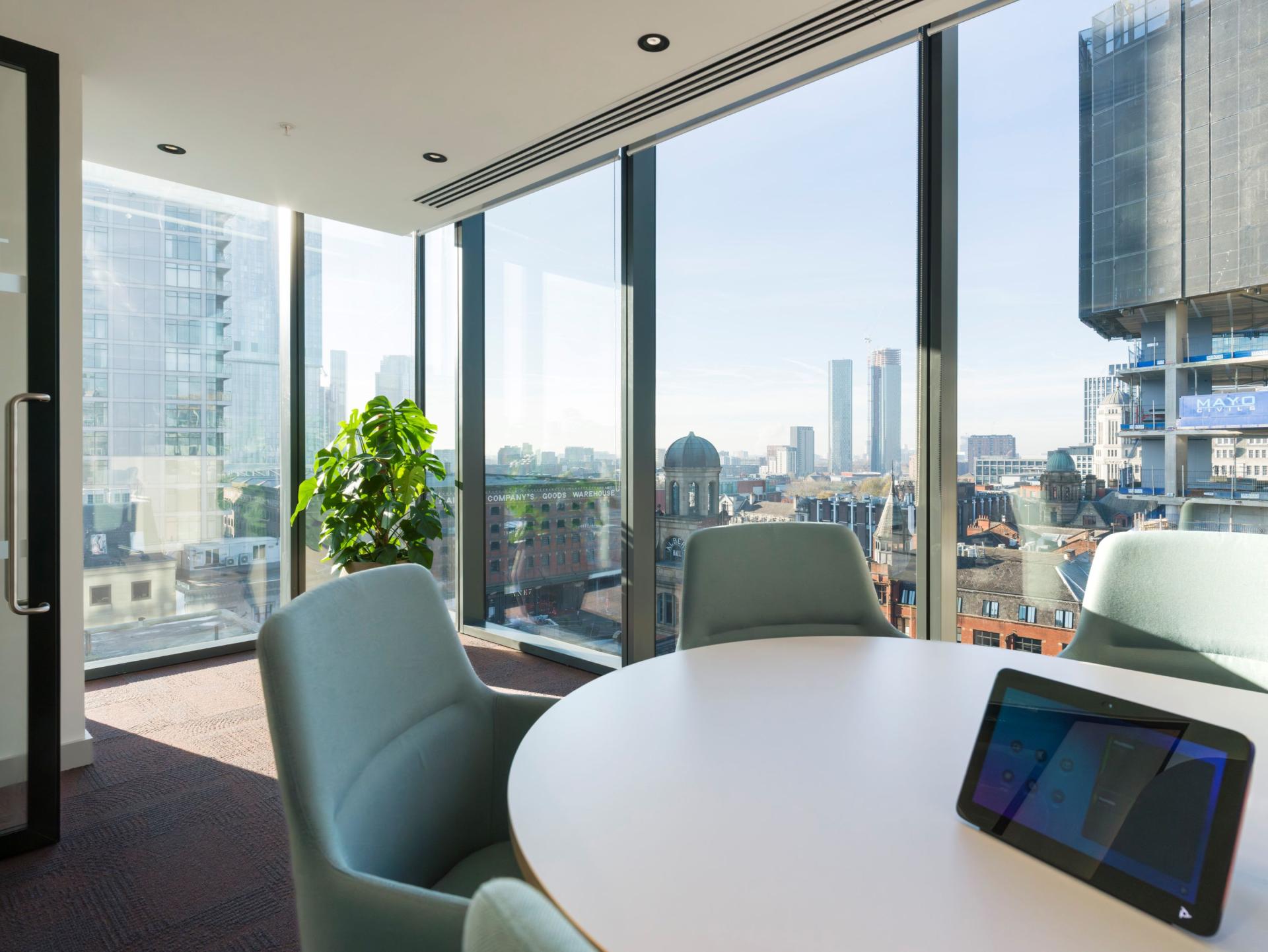 SpaceInvader unveils Manchester office for multinational law firm Pinsent Masons.