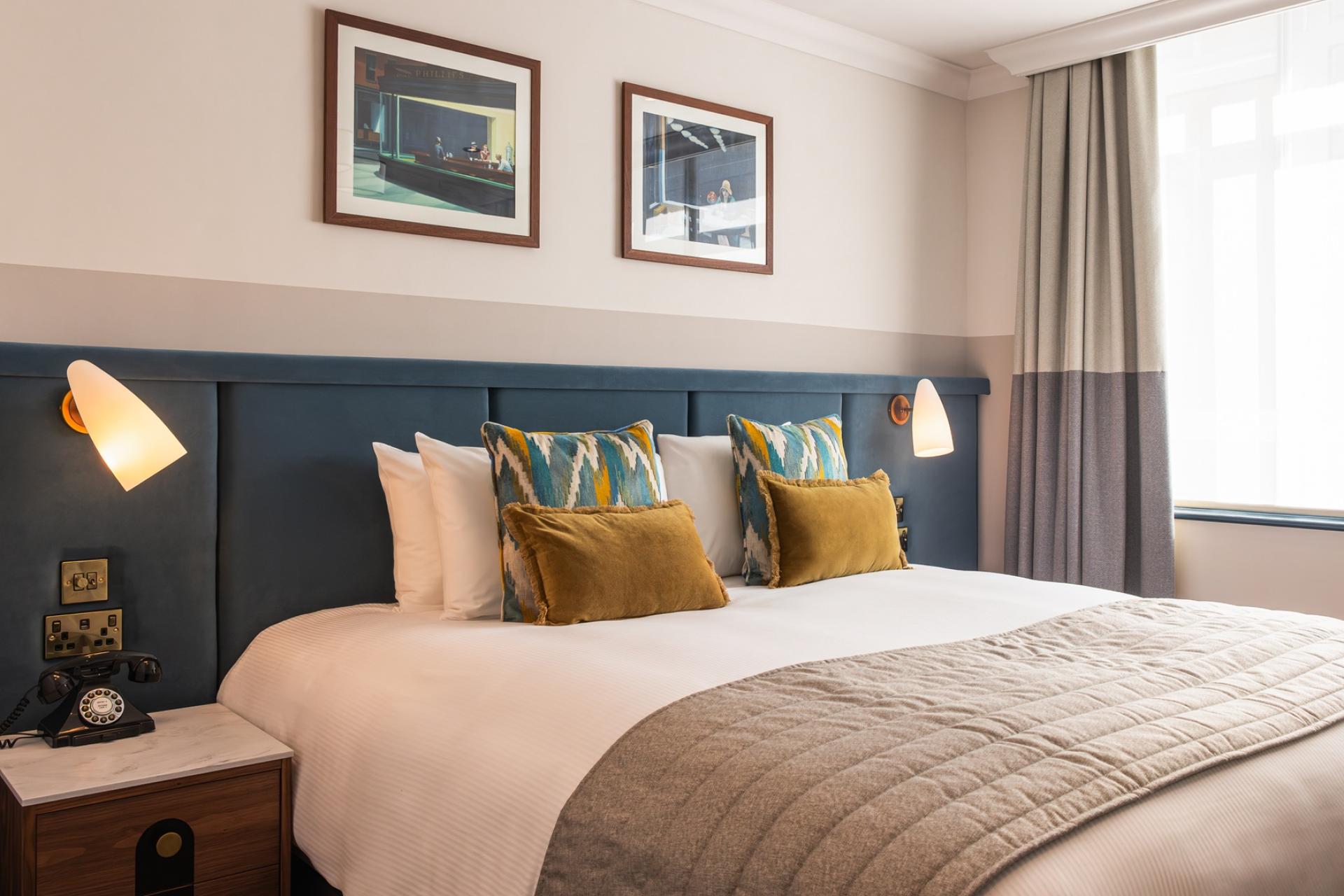 ILIV fabrics featured as part of relaunch of Chamberlain Hotel in London's Tower Hill.