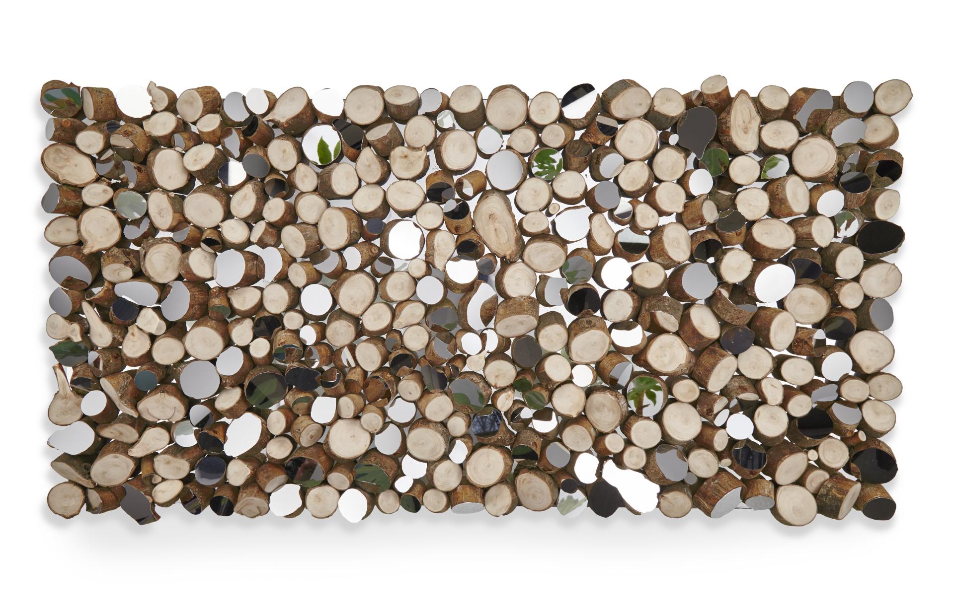 Artistic wall decor made of natural wood slices and mirrors, reflecting craftsmanship and sustainable materials, designed by Future Icons.