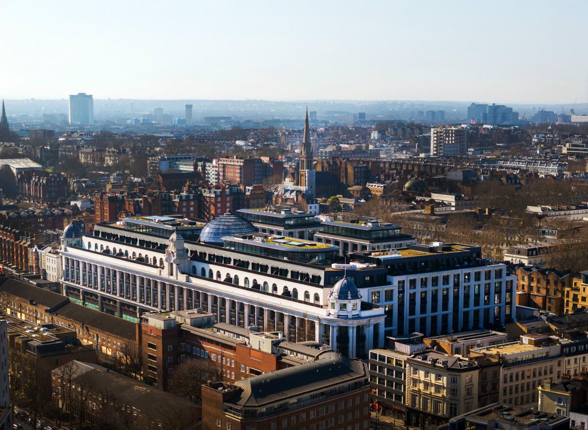 Cupa Pizarras’ CUPACLAD crowns Whiteleys redevelopment.