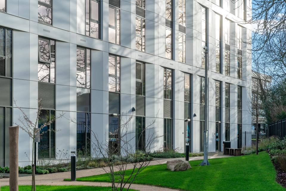 A faceted SureClad® SureStone® façade from Shackerley at New Garden Square.