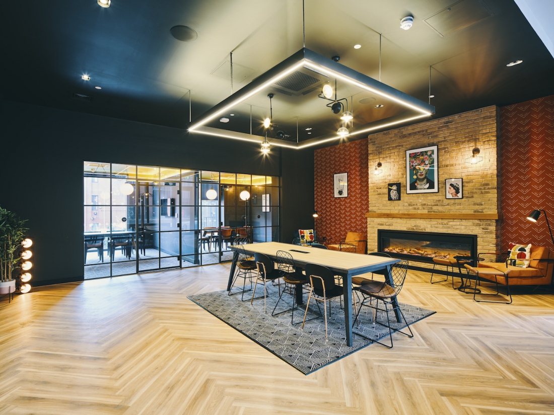 Symons House, Leeds - View into first two of the scheme's four private study rooms. Photography by Gu Shi Yin