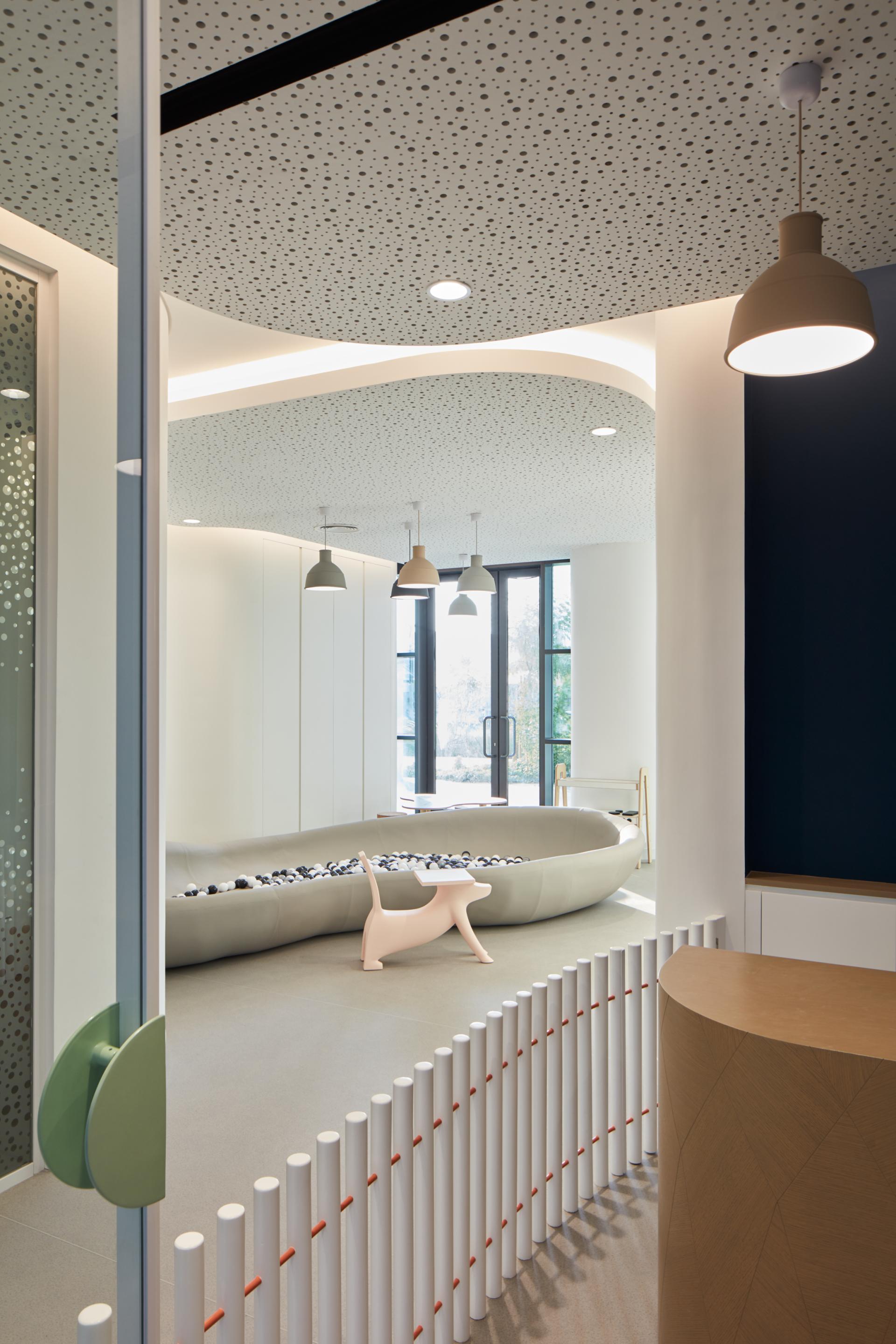 Innovative interior design of the American University of Sharjah's Research Technology Park featuring creative spaces and modern furnishings.