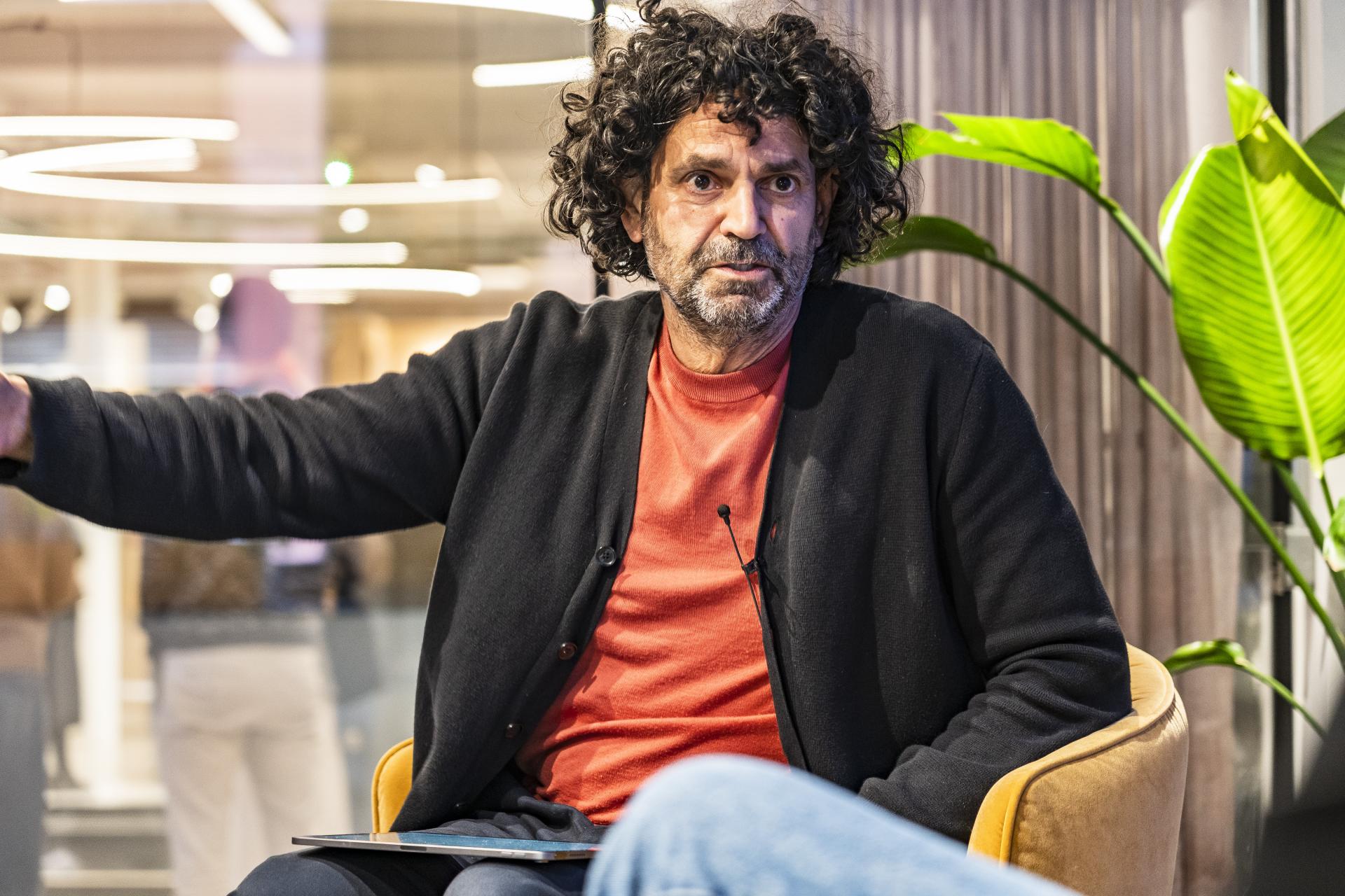 AI: Novelty or non-negotiable?