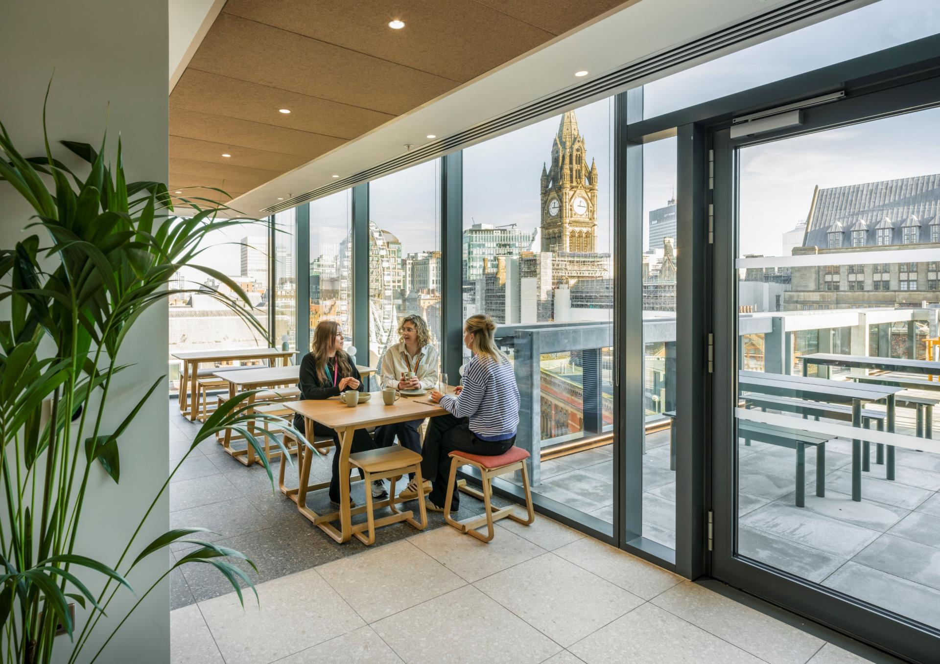 SpaceInvader unveils Manchester office for multinational law firm Pinsent Masons.
