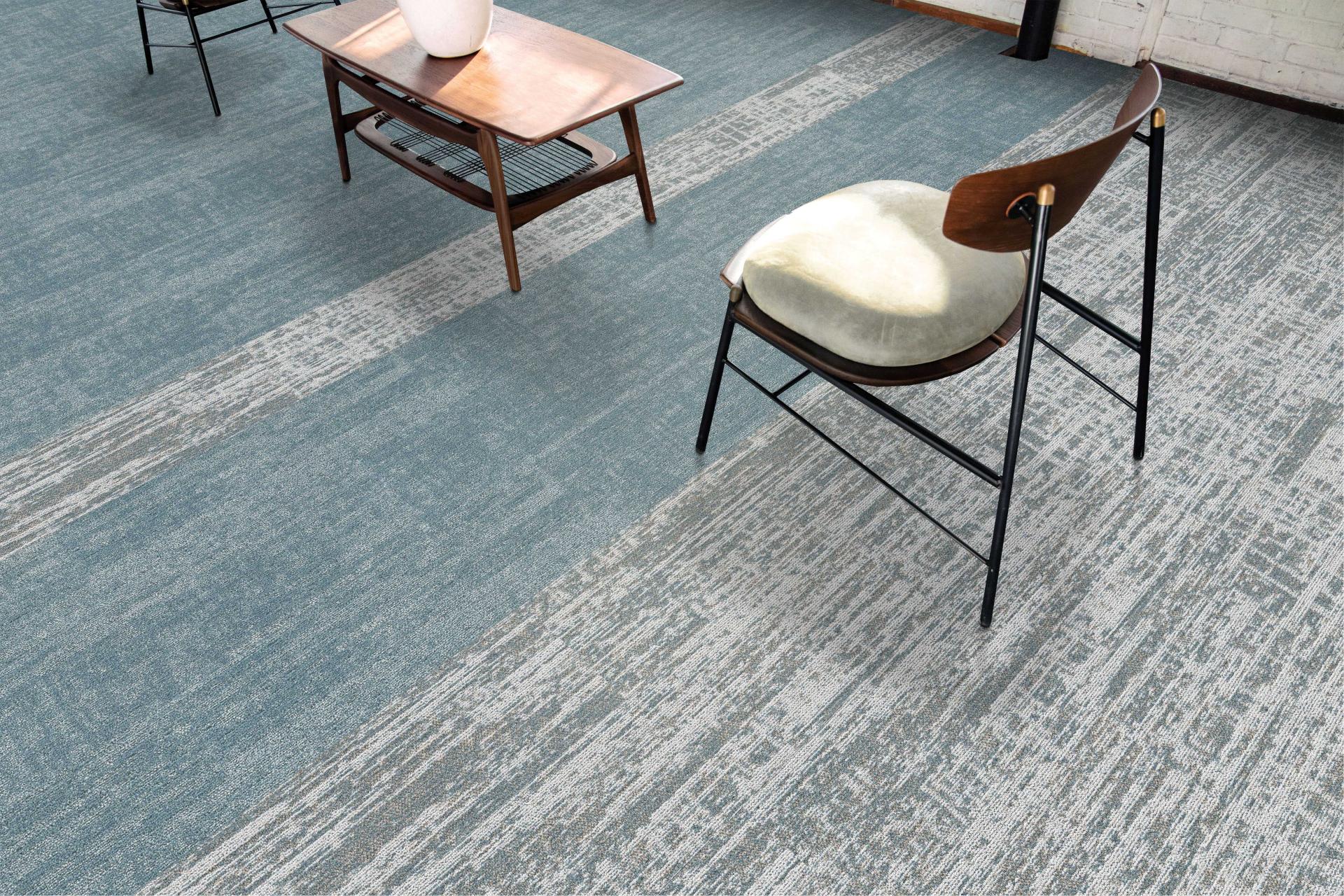 Milliken presents Major Frequency 2.0 - a floor plank collection reenergised with a new design, new colours and new yarn.