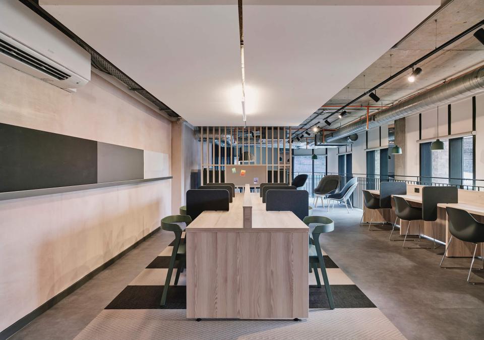 Contemporary study area in The Tannery, showcasing modern design and student-friendly furnishings in Leicester.