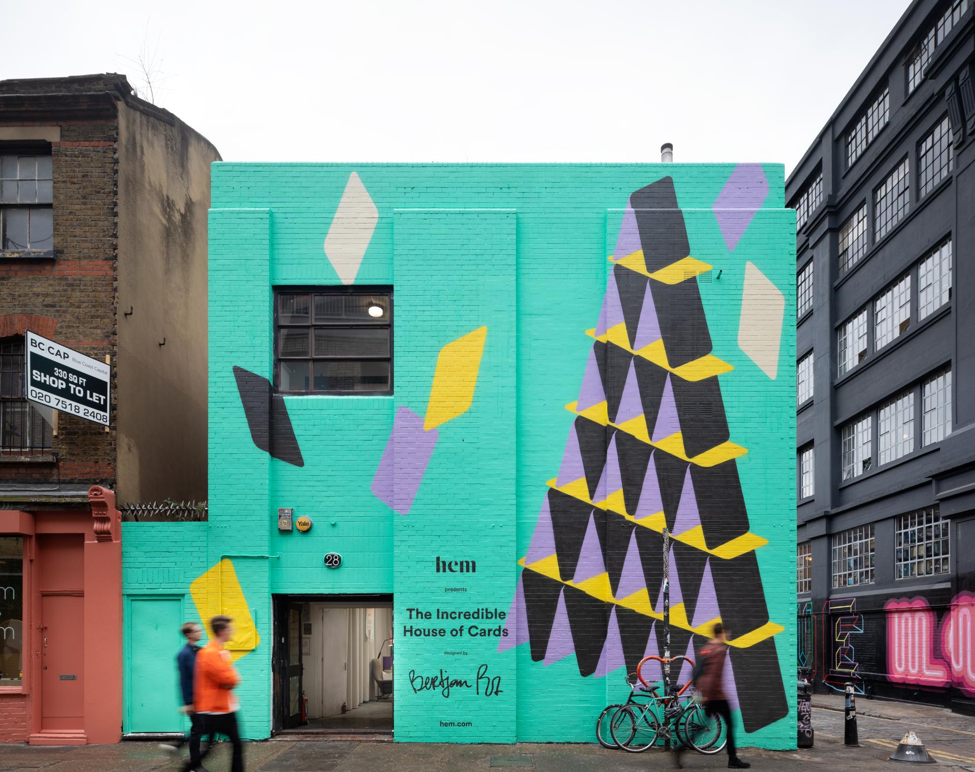 Vibrant mural on Hem's Redchurch Room, showcasing colorful geometric shapes for LDF19 event in Shoreditch.