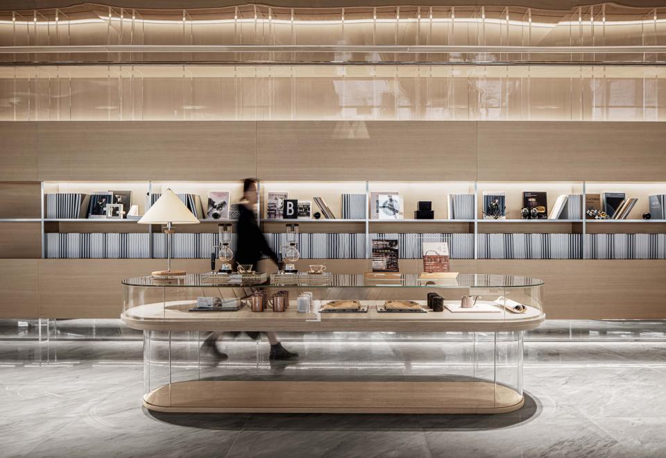 Modern interior design of the Foshan Vanke Financial Centre featuring a sleek service counter and stylish decor.