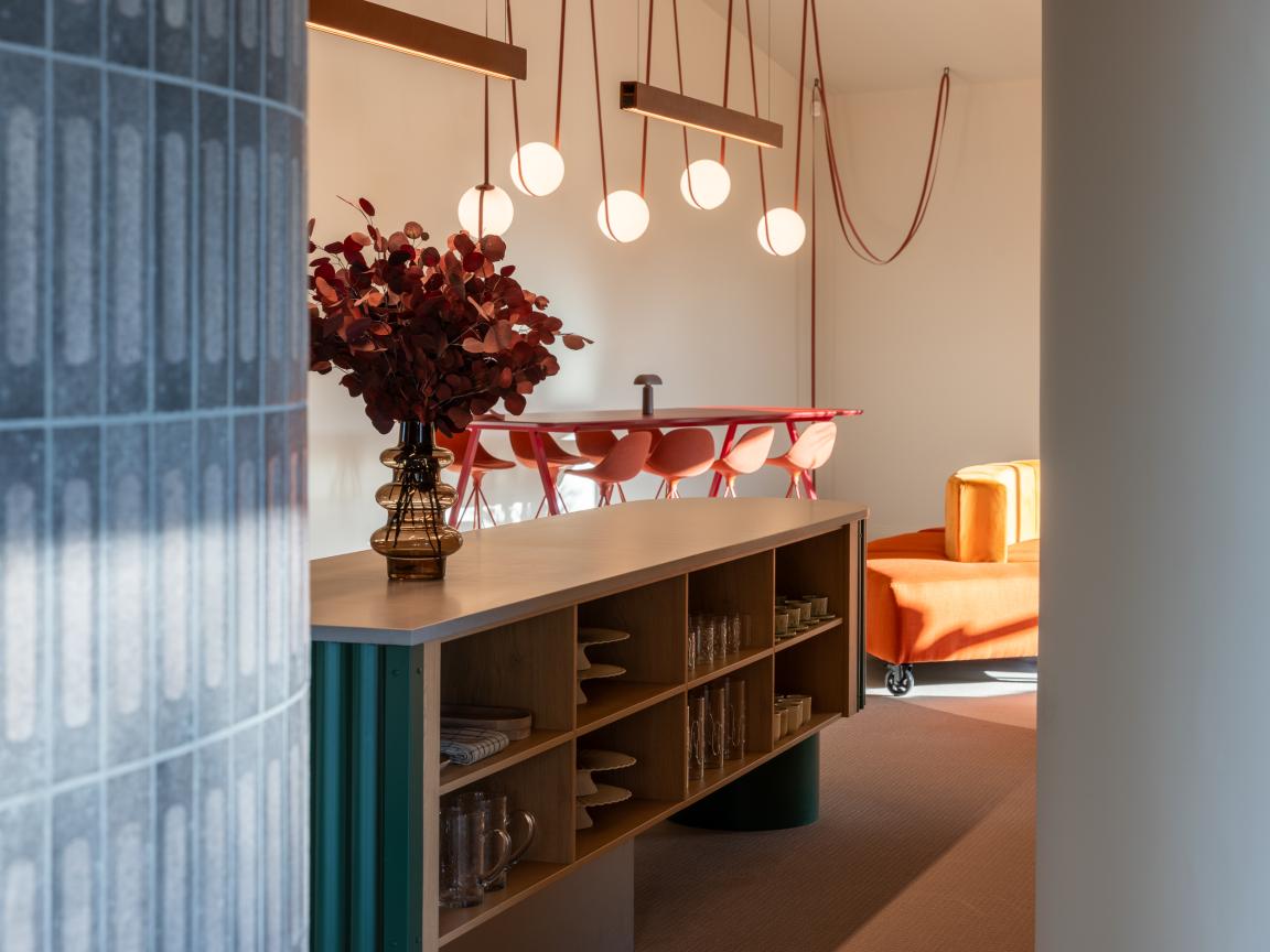 Sheila Bird's new HQ for Stockport based contractor TMT playfully celebrates The Art of Construction.