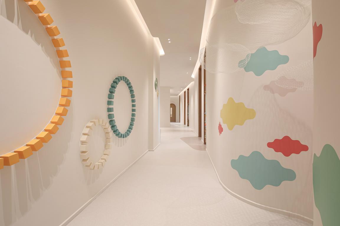 Explore Roar's groundbreaking LEED Gold Certified Montessori environment for PIF Daycare Centre in Riyadh.