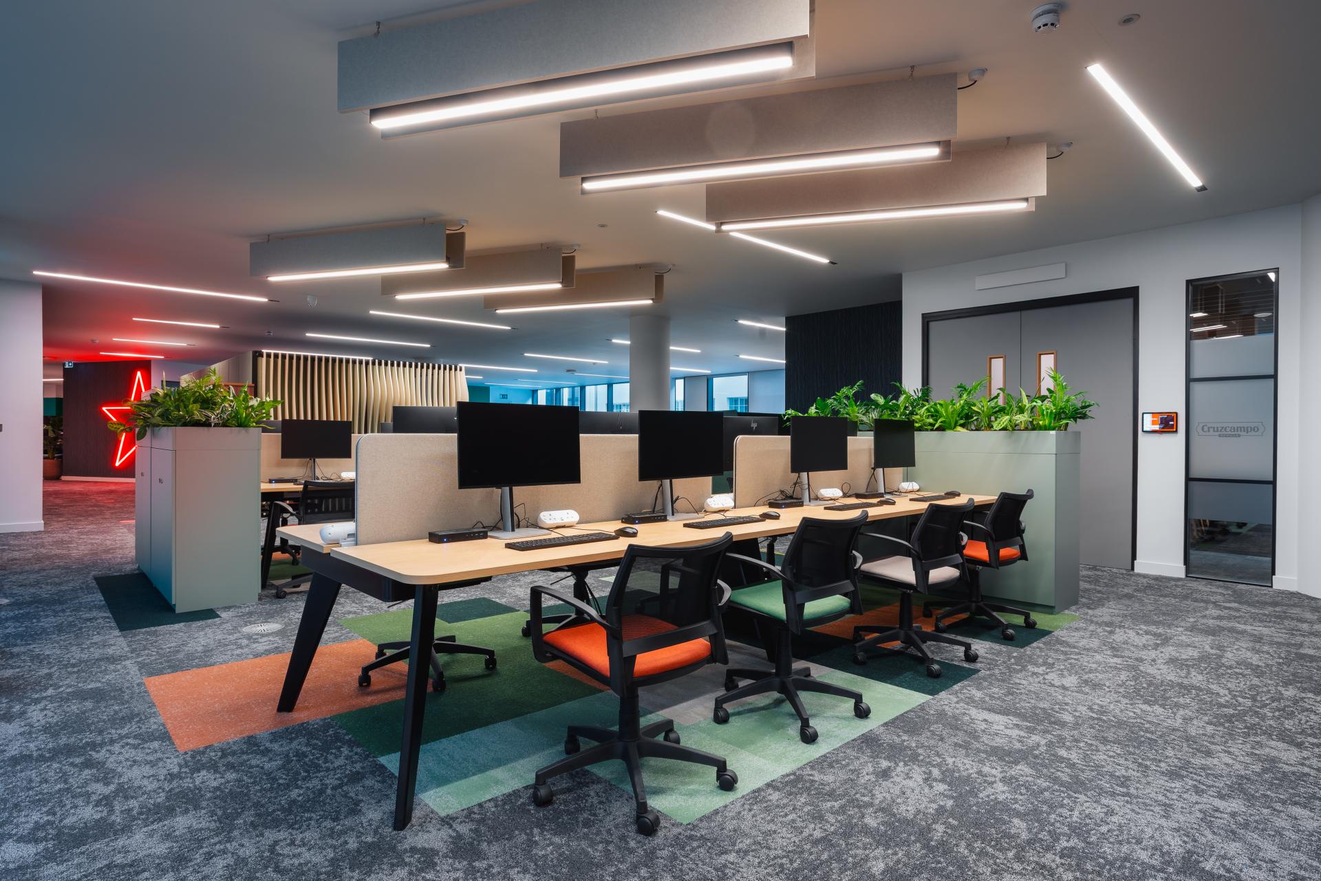 Benholm supports Claremont in bringing warmth, texture and vitality to HEINEKEN UK Edinburgh & London.