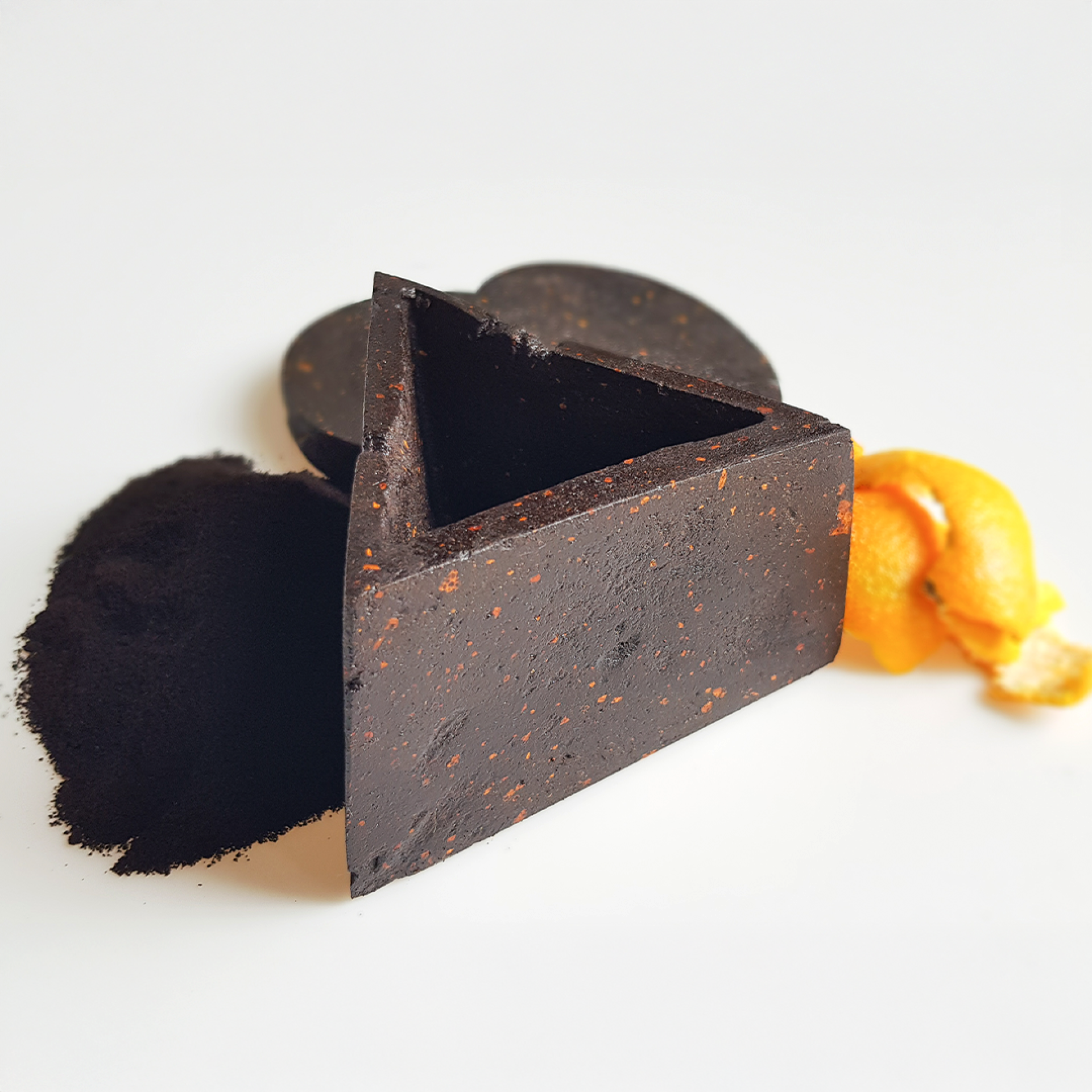 Green Grads - a platform for planet healing design - heads to Manchester & London.