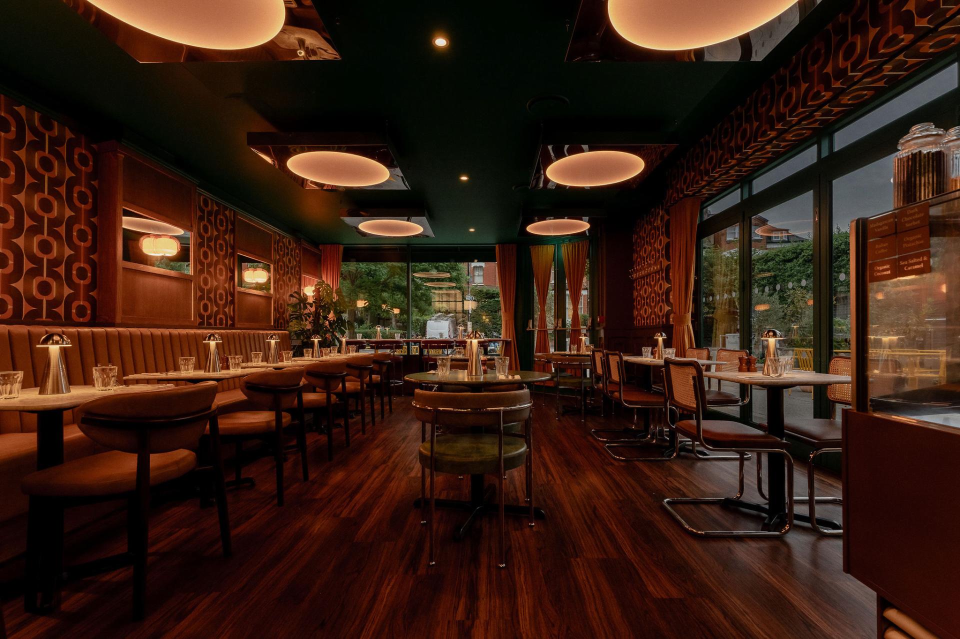 Faber-designed Rossella restaurant in London's Muswell Hill features sumptuous velvets from Agua.