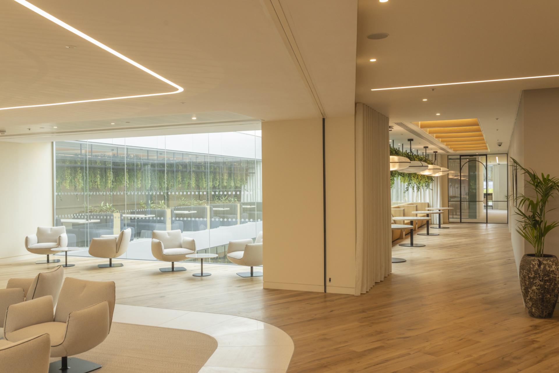 Bespoke door designs and high-end office partitions by Radii for Goodwin Procter.