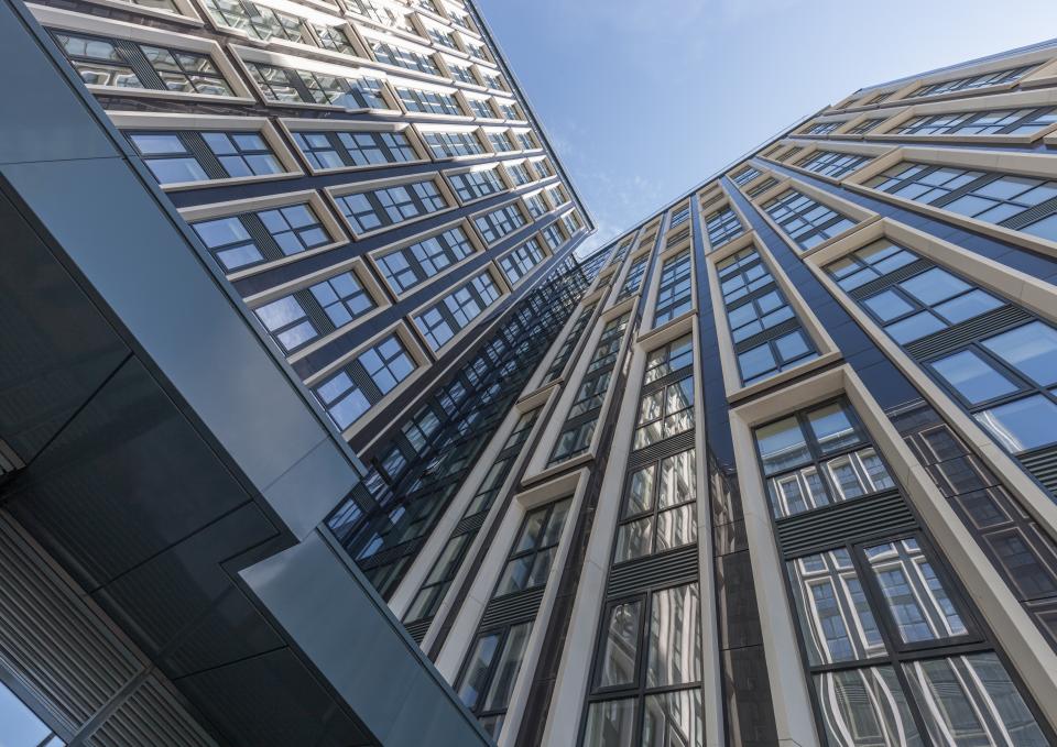 What do specifiers need to know about the ISO TS 17870-3:2023 standard for porcelain facades? 