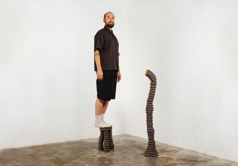 Cãtãlin Filip: Crafting lighting and sculptural objects from clay.