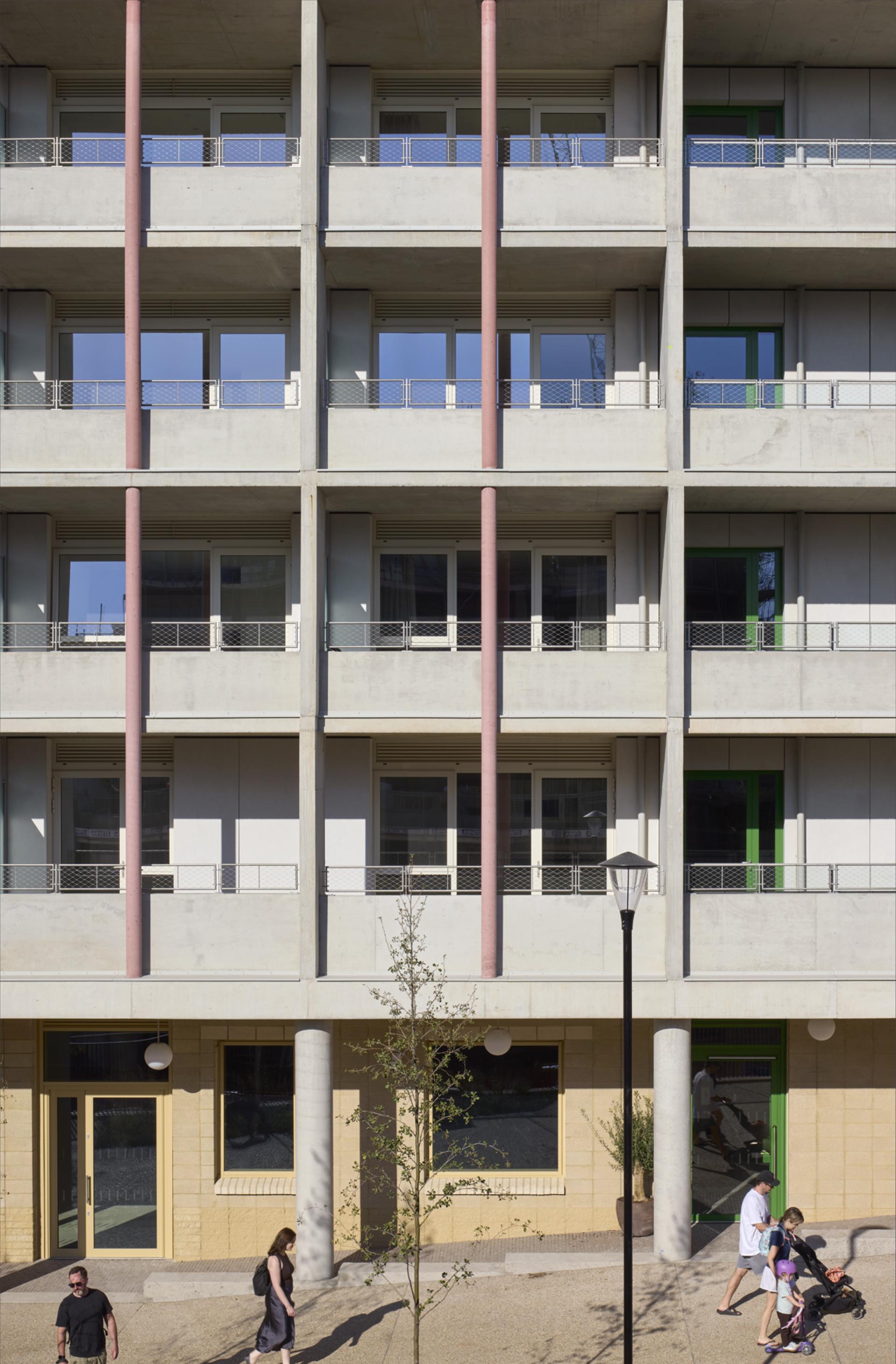 Bridge House by Studioshaw: An eight-storey, 6,250 sqm mixed-use development at the heart of Hackney Wick.
