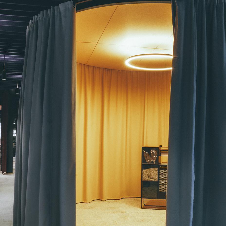 Noren - A fully circular acoustic curtain system 