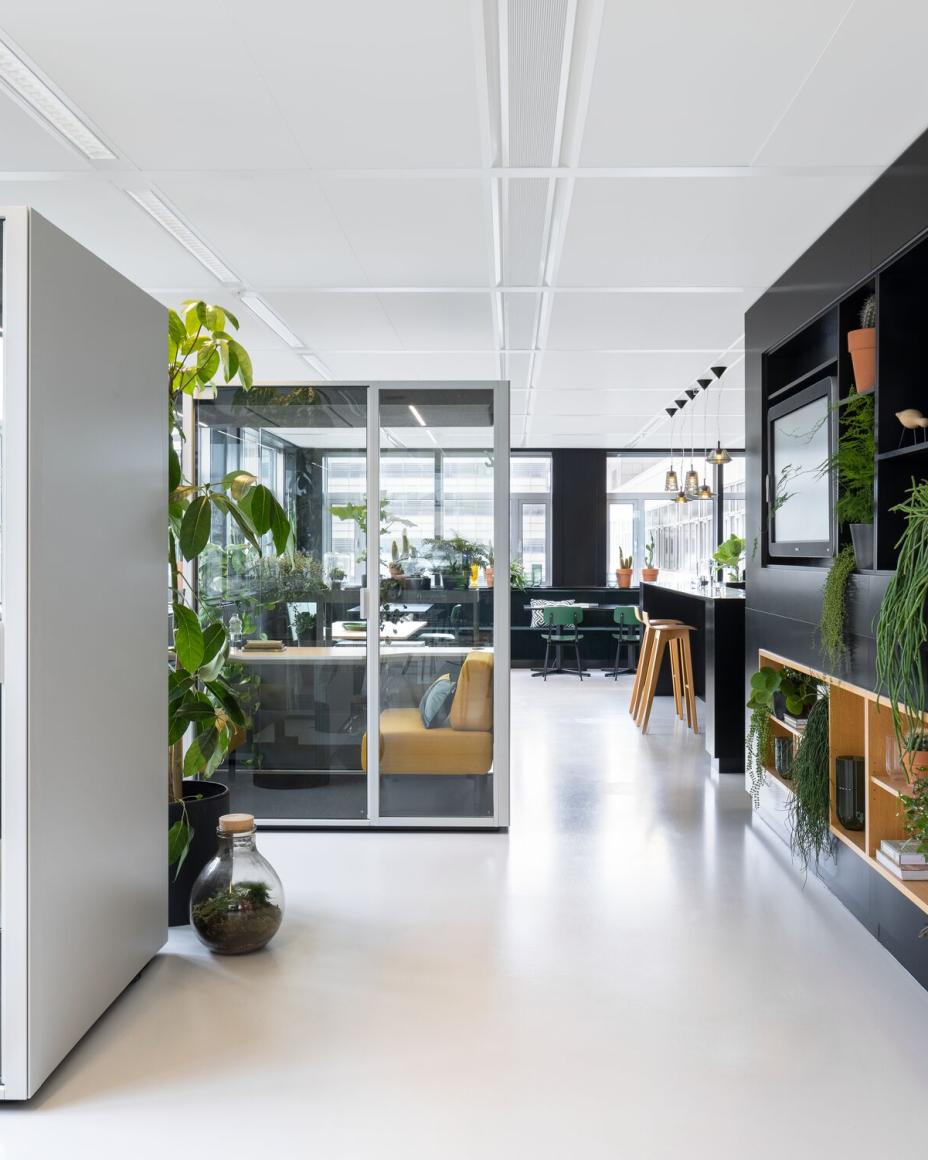 Ahrend
