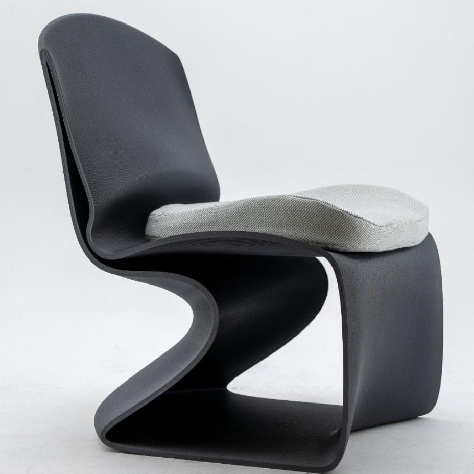 Contour Chair 